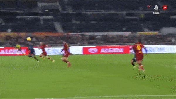 AS Roma vs Inter Milan 0-3: Hakan Calhanoglu mở bàn đẹp mắt, Edin Dzeko lập công, Denzel Dumfries đánh đầu siêu phẩm, hạ gục HLV Mourinho giành gọn 3 điểm
