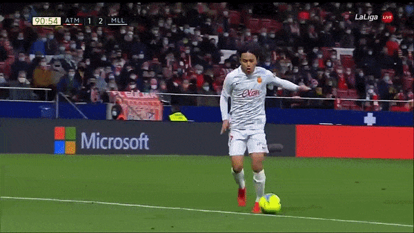 Atletico Madrid vs Mallorca 1-2: Griezmann tịt ngòi, Matheus Cunha mở bàn nhưng Russo gỡ hòa, ''Messi Nhật'' Takefusa Kubo tỏa sáng phút bù giờ hạ HLV Simeone