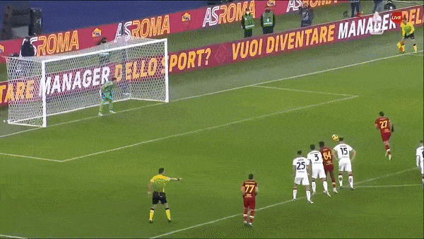 AS Roma vs Cagliari 1-0: Sergio Oliveira ghi bàn duy nhất trên chấm penalty, HLV Mourinho giành 3 điểm chật vật
