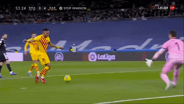 Real Madrid vs Barcelona 0-4: Ngôi sao Aubameyang tỏa sáng cú đúp, Araujo, Torres cũng góp công tiệc chiến thắng El Clasico 2022 cho Barca