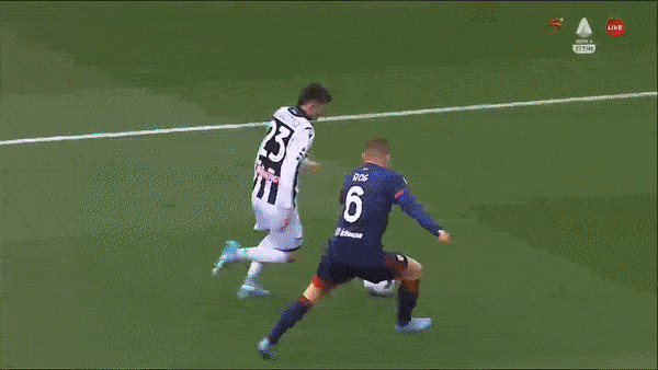 Udinese vs Cagliari 5-1: Rodrigo Becao mở bàn, Beto xuất sắc lập cú hattrick, Nahuel Molina góp công nhấn chìm đối thủ, Alberto Grassi nhận thẻ đỏ