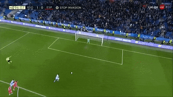 Sociedad vs Espanyol 1-0: VAR từ chối bàn thắng của Alexander Sorloth, Alexander Isak tận dụng cơ hội ghi bàn duy nhất từ chấm penalty ở phút bù giờ cuối cùng