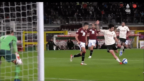 Torino vs AC Milan 0-0: Bất phân thắng bại, hàng công Brahim Diaz, Giroud kém duyên, chia điểm nhưng AC Milan vẫn tạm dẫn đầu Serie A 