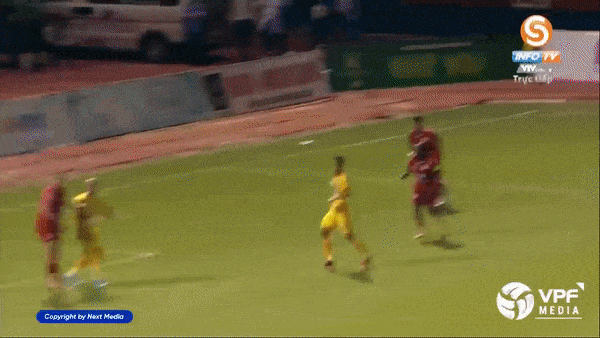 Thanh Hóa vs Nam Định 1-1: Rodrigo mở bàn trên chấm penalty, Rodrigo Silva tung cú volley đẹp mắt gỡ hòa
