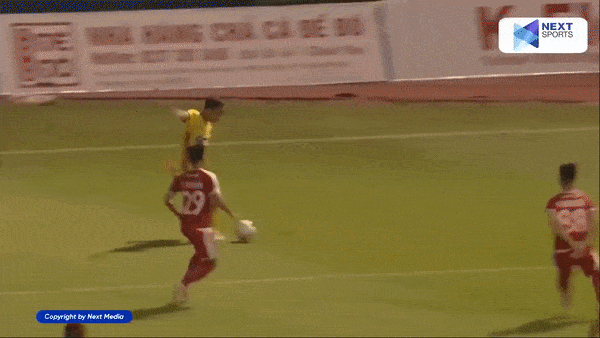 Thanh Hóa vs Viettel 1-0: Hoàng Hùng bất ngờ phản lưới nhà, HLV Ljupko Petrovic may mắn có 3 điểm