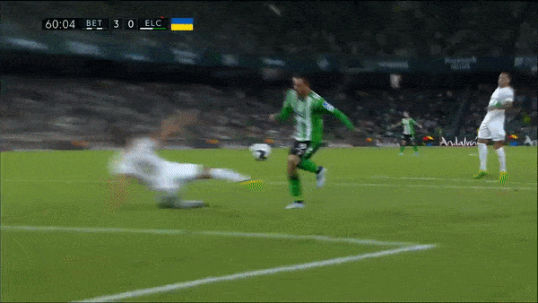 Real Betis vs Elche 3-0: Borja Iglesias đệm bóng cận thành mở bàn, Juanmi tỏa sáng cú đúp bàn thắng, Nwankwo nhận thẻ đỏ