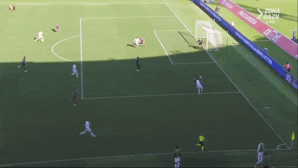 Bologna vs Empoli 0-1: Sai lầm thủ môn, Filippo Bandinelli chớp thời cơ đệm bóng cận thành giành gọn 3 điểm 