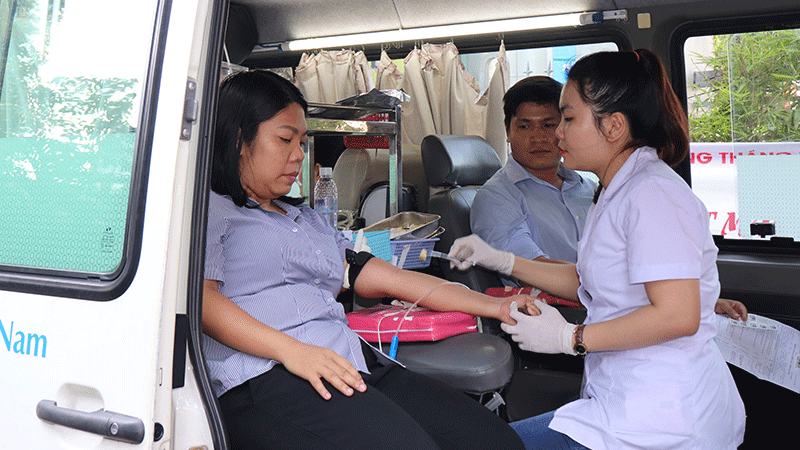 Người lao động Sawaco tham gia ngày hội hiến máu năm 2019