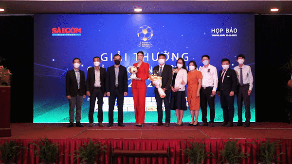 Giải thưởng Quả bóng vàng Việt Nam 2021 tạm dừng 3 hạng mục trao giải