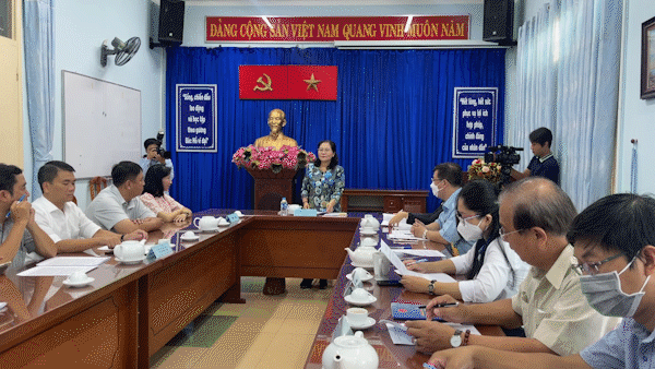 Chủ tịch HĐND TPHCM Nguyễn Thị Lệ tiếp công dân giải quyết việc cấp sai giấy tờ nhà đất