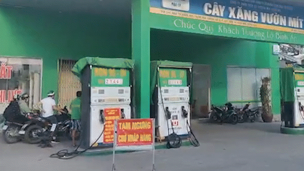 Nhiều cây xăng ngưng bán hoặc chỉ bán 30.000 đồng/xe máy tại Bình Dương, Đồng Nai, Kiên Giang...