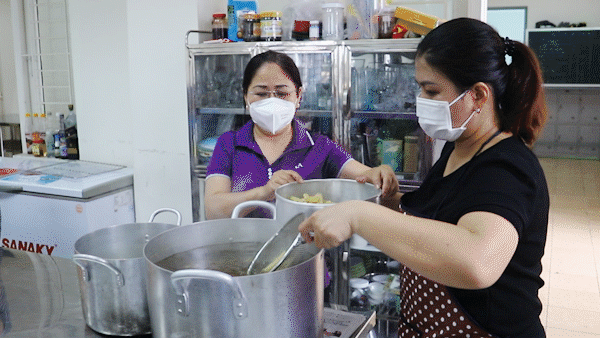 Căn bếp nữ công gia chánh Hội Liên hiệp phụ nữ quận Gò Vấp mùa dịch