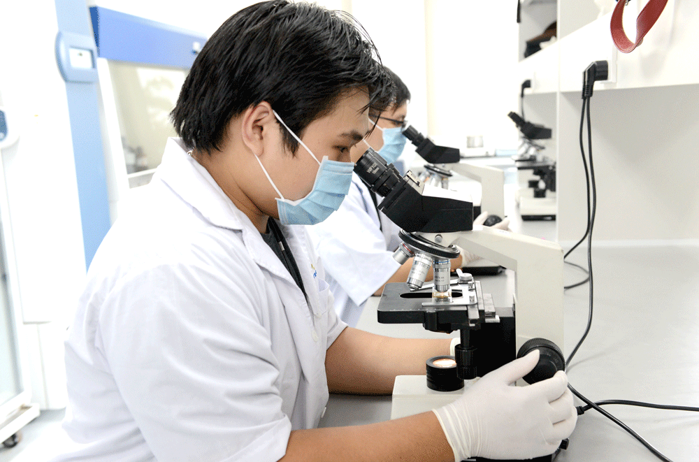 HCMC should invest heavily in technology reseach (Photo: SGGP)