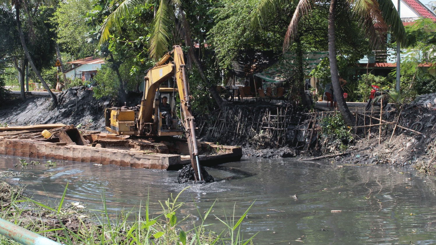 Nạo vét kênh rạch trên địa bàn phường An Thạnh, TP Thuận An, Bình Dương