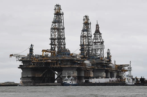 Một nhà máy lọc dầu ở gần Corpus Christi, bang Texas của Mỹ. Ảnh: TTXVN