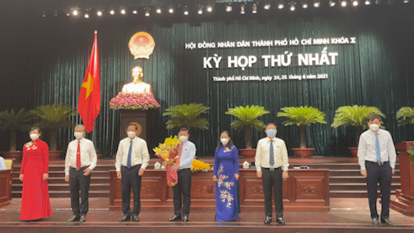 Top leaders of HCMC People's Council, People’s Committee re-elected