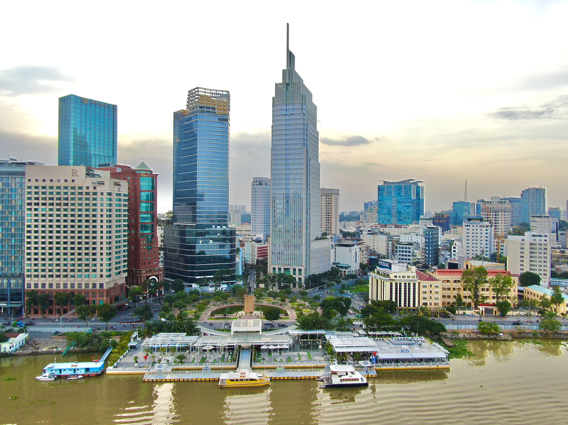 Chủ tịch UBND TPHCM Phan Văn Mãi: Chủ động kiến tạo nền tảng phục hồi và phát triển bền vững ảnh 7