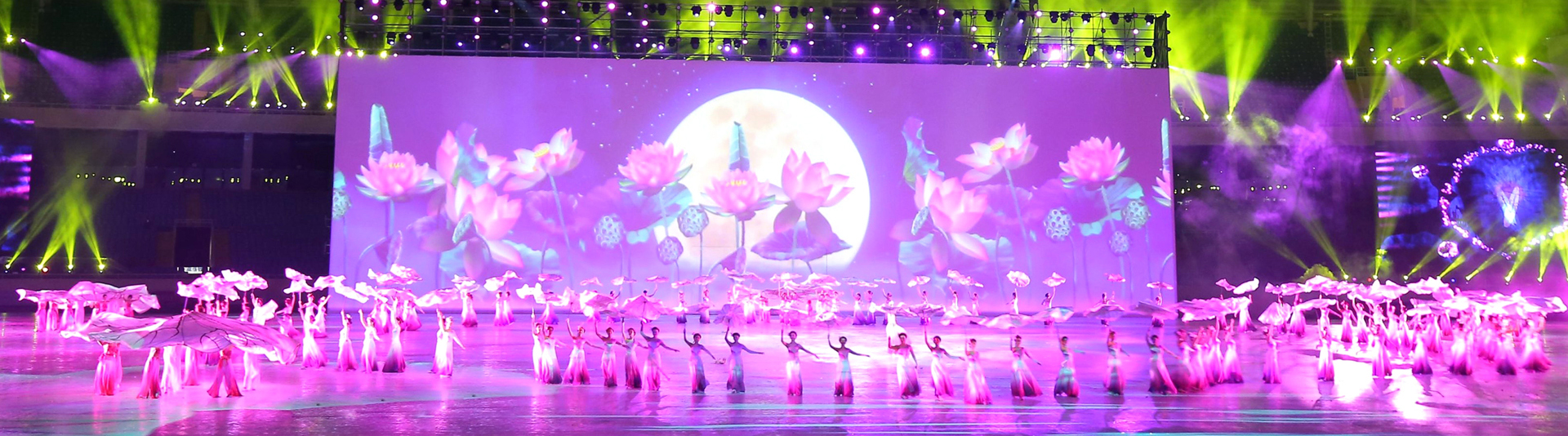 Những hình ảnh đẹp và lung linh của Lễ khai mạc SEA Games 31 ảnh 10