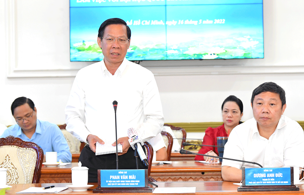 HCMC cooperating with VNU-HCMC for sustainable development ảnh 3