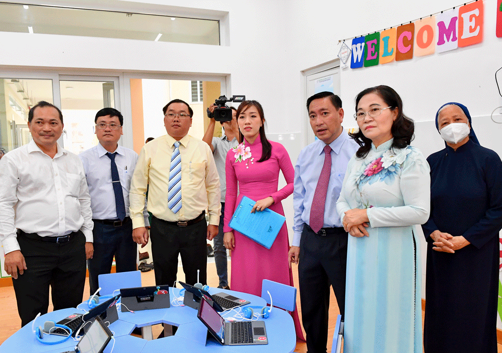 HCMC’s District 3 inaugurates national-standard kindergarten ảnh 2