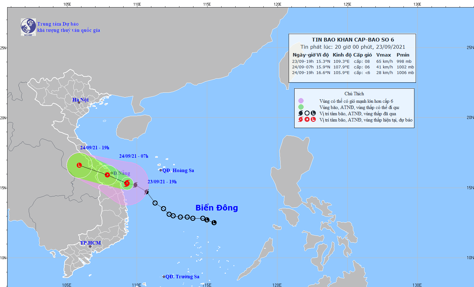 Rạng sáng 24-9, bão số 6 vào khu vực từ Quảng Ngãi đến Thừa Thiên-Huế ảnh 1