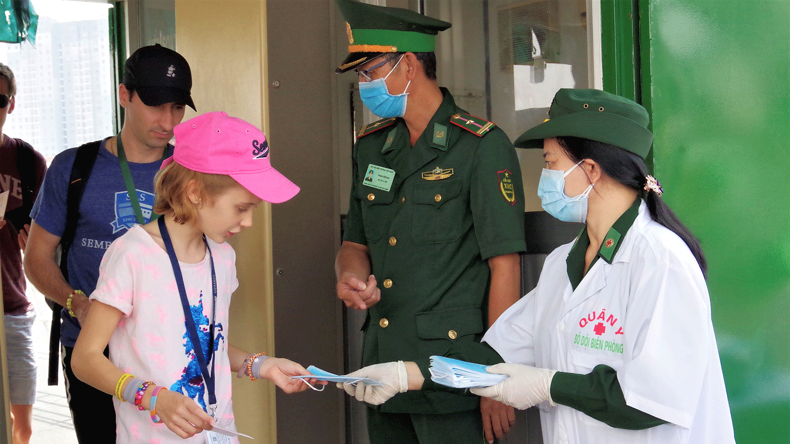 Kiểm soát cảng biển ảnh 1