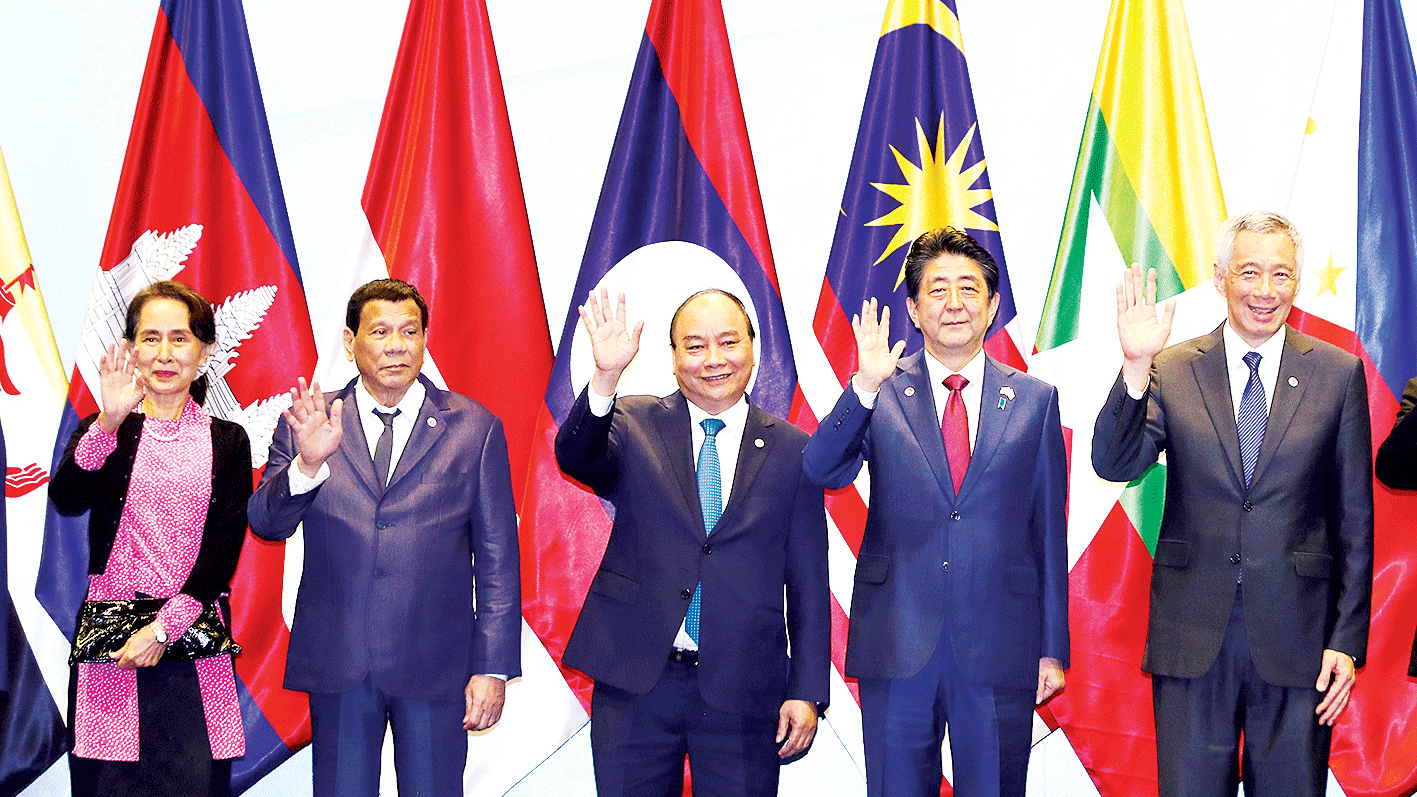 Việt Nam khẳng định vị thế và vai trò trong ASEAN ảnh 1