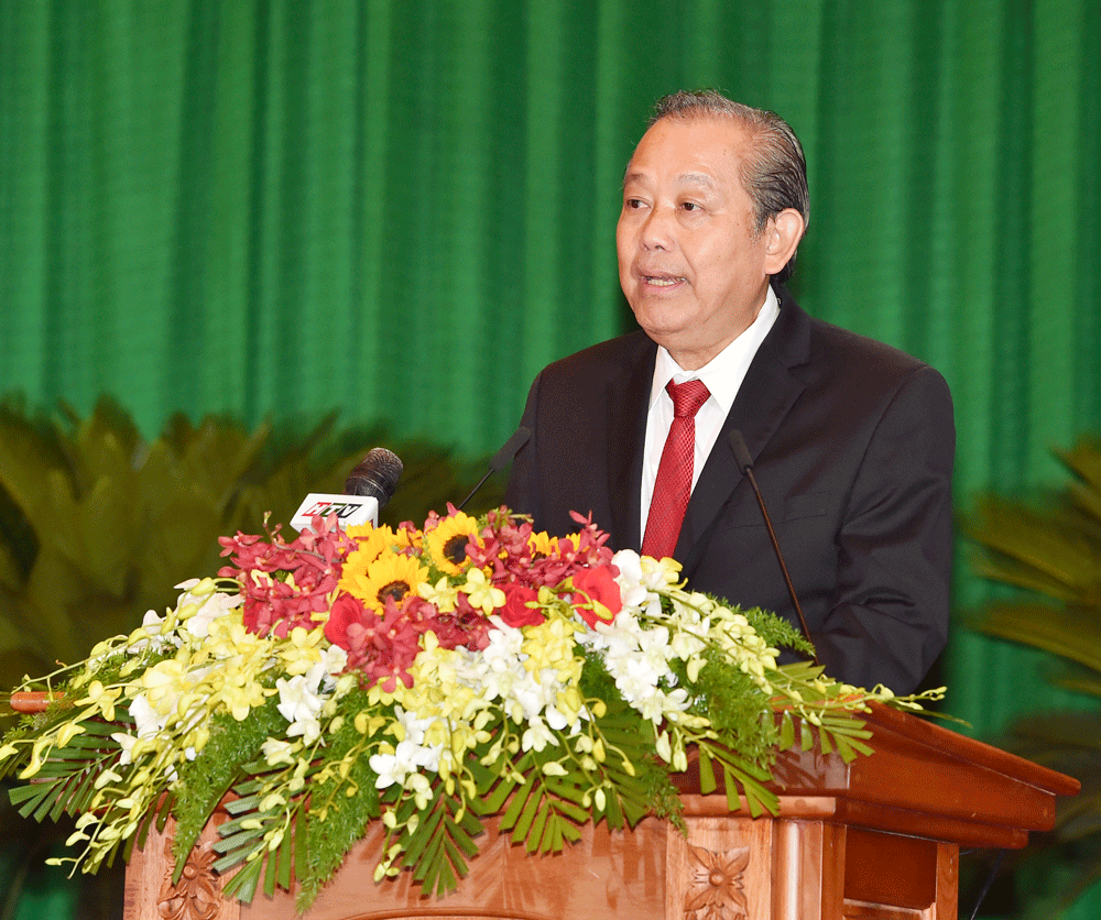 Chủ tịch UBND TPHCM Nguyễn Thành Phong: TPHCM ra sức phấn đấu vì cả nước, cùng cả nước ảnh 1