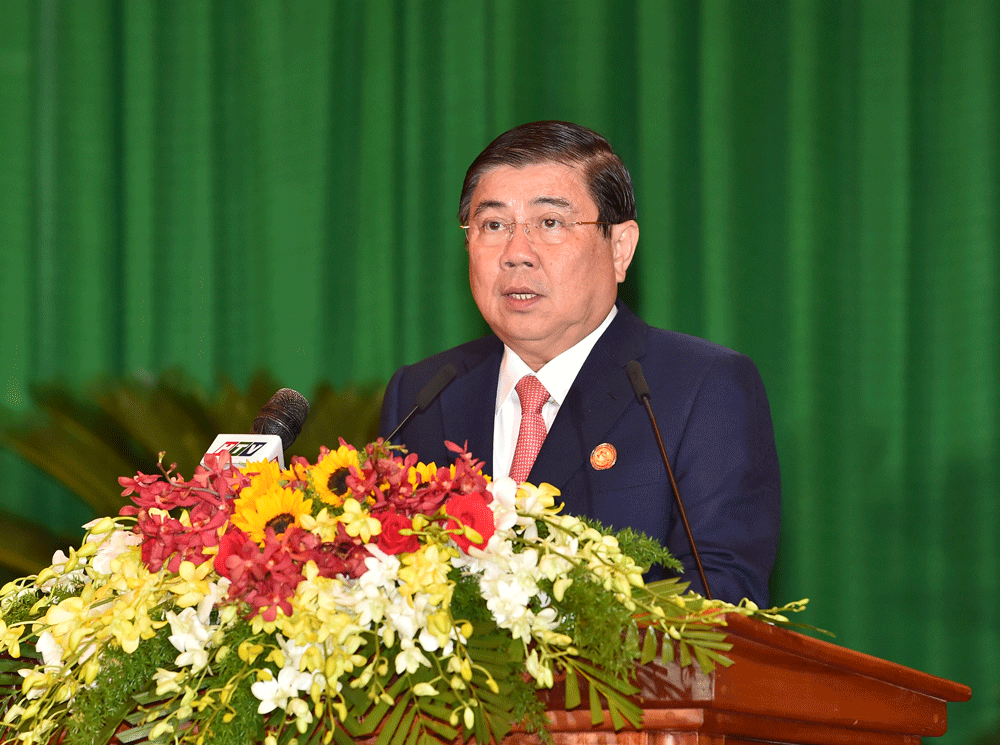 Chủ tịch UBND TPHCM Nguyễn Thành Phong: TPHCM ra sức phấn đấu vì cả nước, cùng cả nước ảnh 2