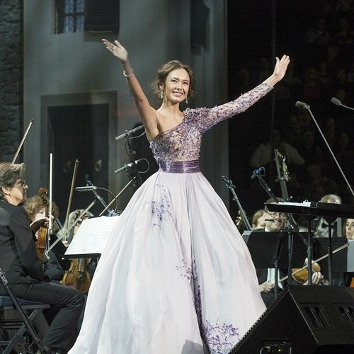 "Vẻ đẹp huyền bí" Aida Garifullina sẽ hát tại Lễ khai mạc World Cup 2018 ảnh 1