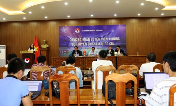 VFF ra mắt tân HLV đội tuyển U19 Việt Nam ảnh 1