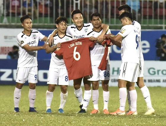 Thua đậm tại Pleiku, Khánh Hòa chia tay V-League ảnh 2