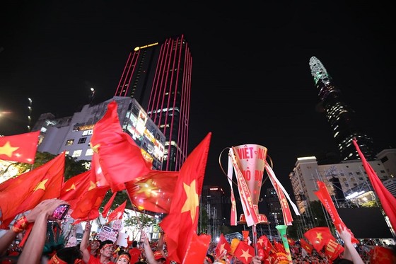 Tự hào lắm hai tiếng Việt Nam! ảnh 3