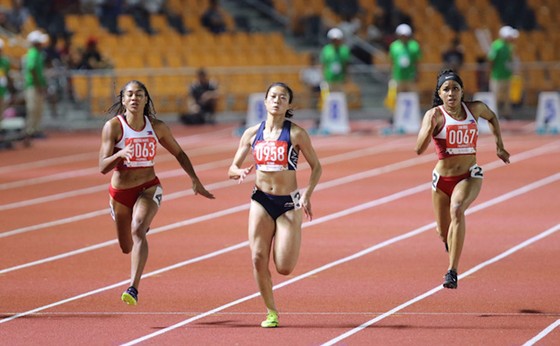 Lê Tú Chinh sẽ thọ giáo huyền thoại Carl Lewis? ảnh 1