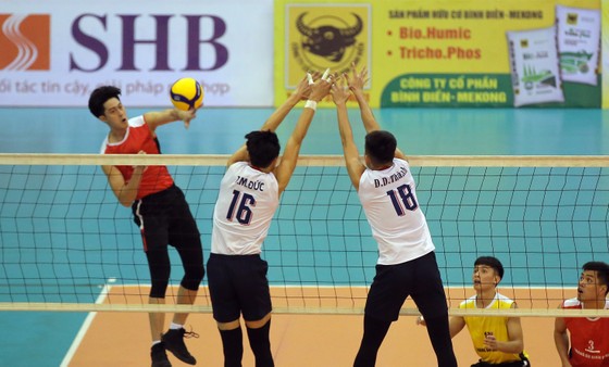 Cúp bóng chuyền Hoa Lư - Bình Điền 2021: VTV Bình Điền Long An và Tràng An Ninh Bình thắng dễ ảnh 3