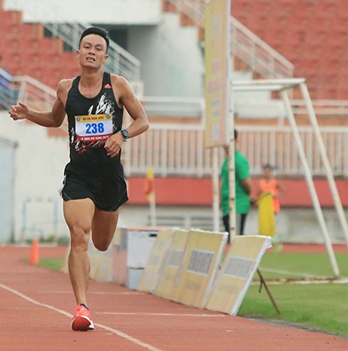 Lê Quang Hòa và mục tiêu lần thứ 2 có suất dự Boston marathon ảnh 1