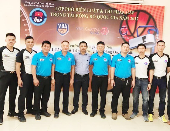 Thêm trọng tài chuẩn FIBA, bóng rổ Việt Nam tự tin hơn với quốc tế ảnh 1