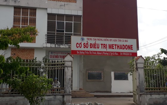 Cà Mau: bắt đối tượng đem ma túy đến cơ sở điều trị cai nghiện bán ảnh 1