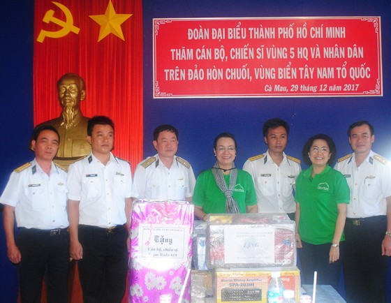 Đoàn công tác TPHCM kết thúc chuyến thăm cán bộ, chiến sĩ và nhân dân các đảo Tây Nam ảnh 1