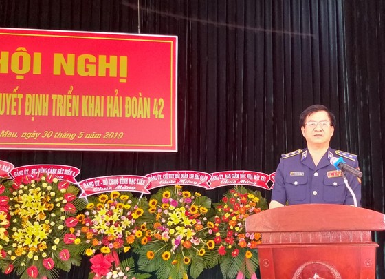 Bộ Tư lệnh Vùng Cảnh sát biển 4 công bố quyết triển khai Hải đoàn 42 ảnh 1