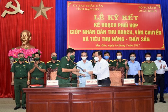 Quân khu 9 hỗ trợ Bạc Liêu thu hoạch, vận chuyển và tiêu thụ nông thủy sản ảnh 1