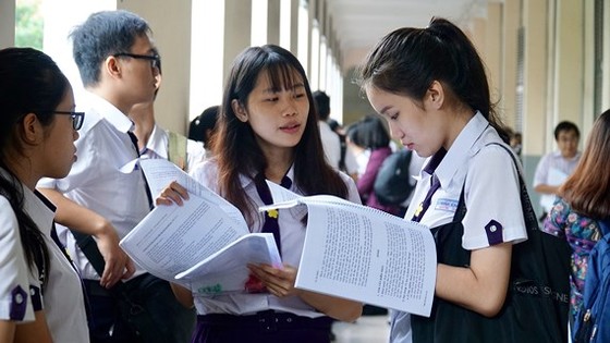 Công bố Bộ Đề thi tham khảo THPT Quốc gia năm 2018 ảnh 1