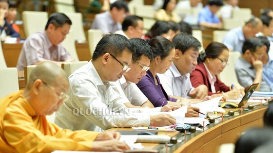 ĐBQH tán thành việc luật hóa quy định về đặt cược thể thao ảnh 2