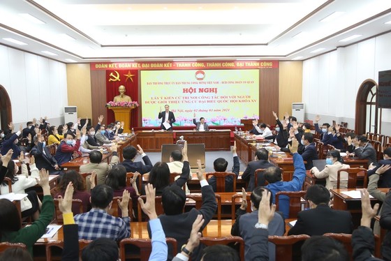 Đồng chí Trần Thanh Mẫn và đồng chí Hầu A Lềnh được giới thiệu ứng cử Đại biểu Quốc hội khóa XV ảnh 1