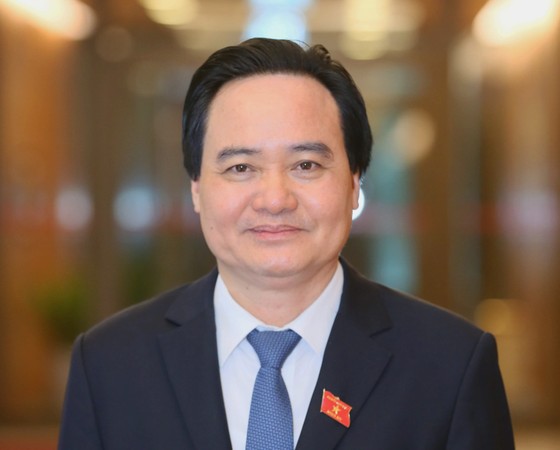 Chính thức miễn nhiệm 13 thành viên Chính phủ ảnh 3
