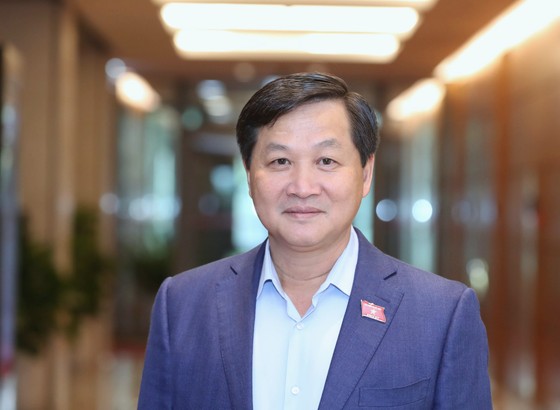 Trình Quốc hội phê chuẩn bổ nhiệm 2 Phó Thủ tướng và 12 bộ trưởng, trưởng ngành ảnh 2