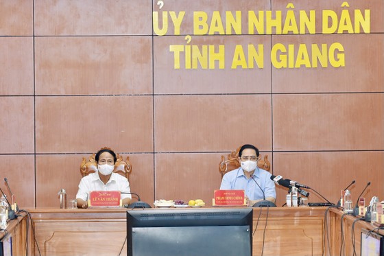 Nguy cơ dịch trên toàn quốc đã hiện hữu, phải triển khai các biện pháp cứng rắn hơn ảnh 2