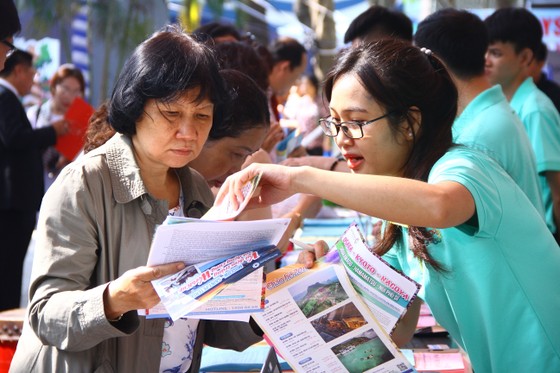 Khuyến mãi đậm, tour hè “cháy” khách ảnh 2