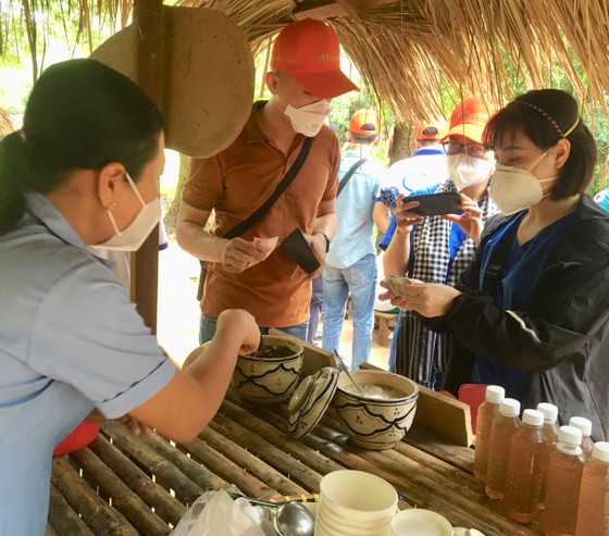 Nối lại các tour du lịch xanh, an toàn ảnh 1