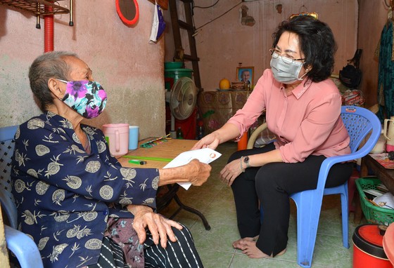 TPHCM cam kết chính sách hỗ trợ doanh nghiệp chuyển đổi công nghệ ảnh 1